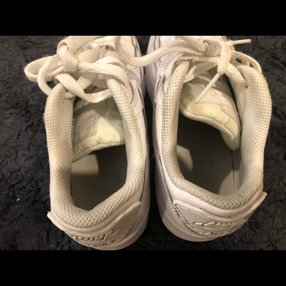 White Nike Air Max - Picture 6 of 6